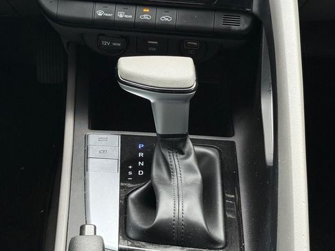 Used 2023 Hyundai Elantra SEL FWD image 26