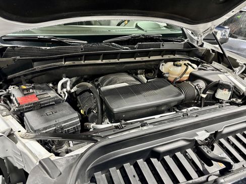 Used 2023 GMC Sierra 1500 SLT w/ SLT Premium Package image 34