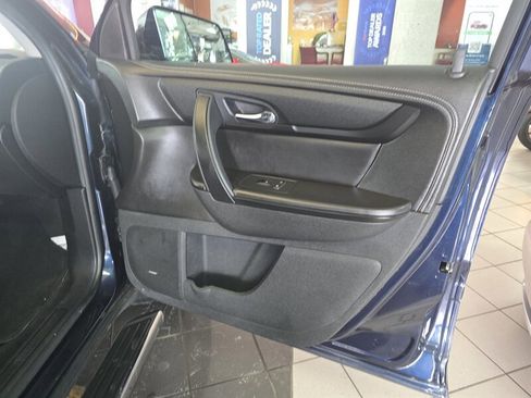 Used 2016 Chevrolet Traverse LT image 14