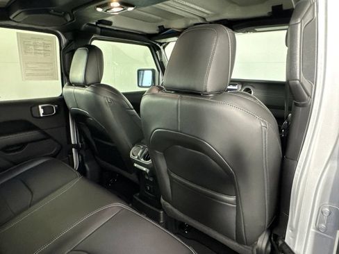 Certified 2023 Jeep Wrangler Unlimited Sahara w/ Cold Weather Group AWD/4WD image 38