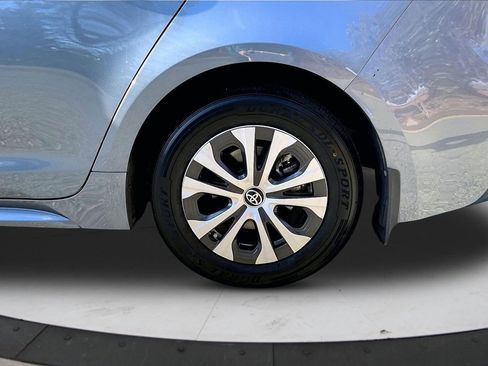 Used 2022 Toyota Corolla LE image 32