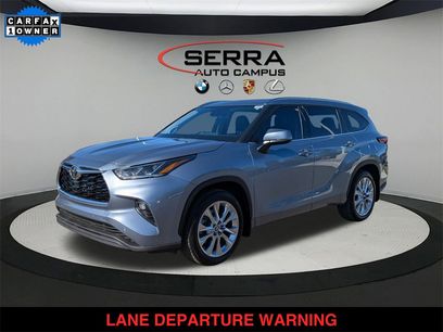 Used 2023 Toyota Highlander Limited