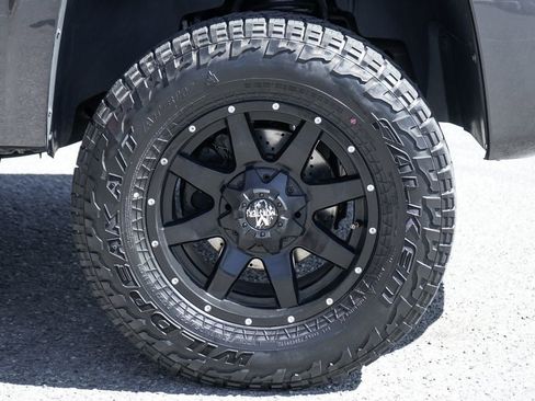 Used 2010 Chevrolet Silverado 1500 LT w/ Regional Value Package image 38