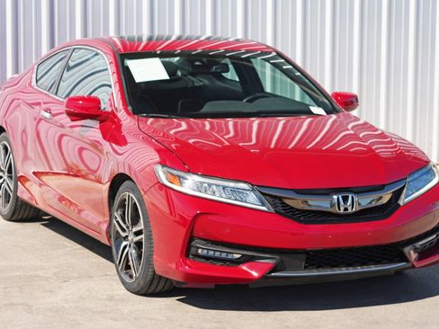 Used 2017 Honda Accord Touring image 44