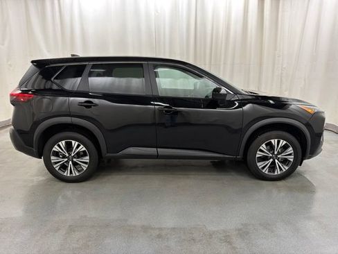 Used 2023 Nissan Rogue SV AWD/4WD image 7
