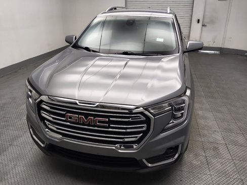 Used 2023 GMC Terrain SLT FWD image 15