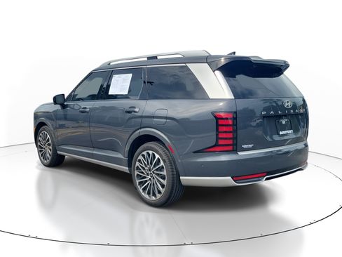 Used 2026 Hyundai Palisade Calligraphy FWD image 4