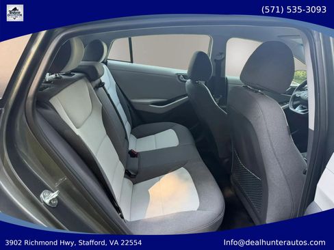 Used 2020 Hyundai Ioniq SE FWD image 14