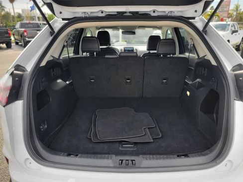 Certified 2024 Ford Edge SEL image 6