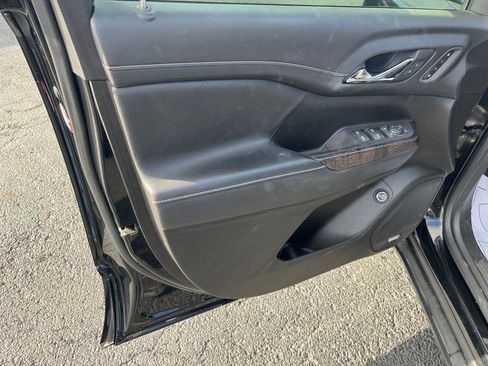 Used 2021 GMC Acadia Denali w/ Denali Ultimate Package image 20