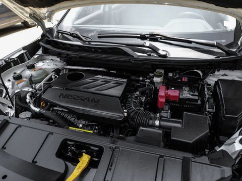 Used 2023 Nissan Rogue SV FWD image 50
