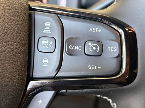 New 2026 RAM 2500 Limited AWD/4WD image 27
