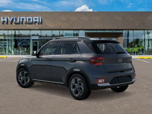 New 2026 Hyundai Venue SEL FWD image 5