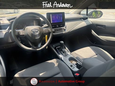 Used 2024 Toyota Corolla LE FWD image 8