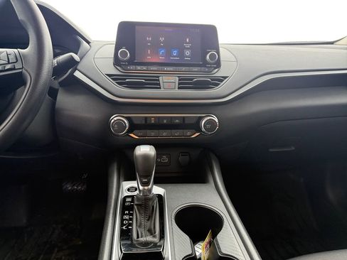 Used 2023 Nissan Altima 2.5 S image 11