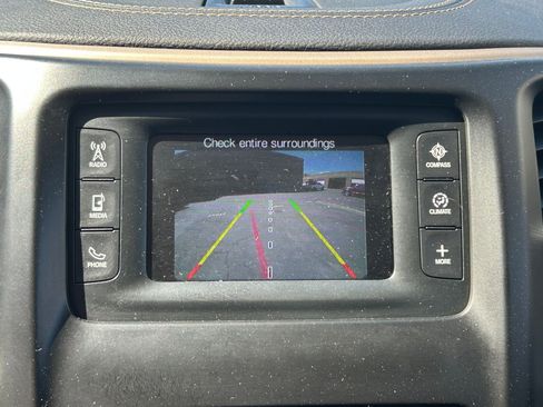 Used 2016 Jeep Cherokee Sport w/ Cold Weather Group FWD image 21