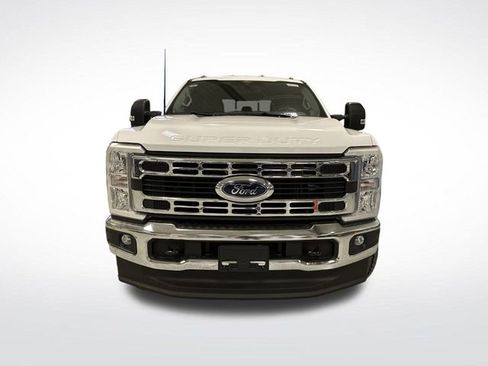 New 2026 Ford F250 XLT image 9