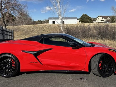 Used 2025 Chevrolet Corvette Z06 image 5