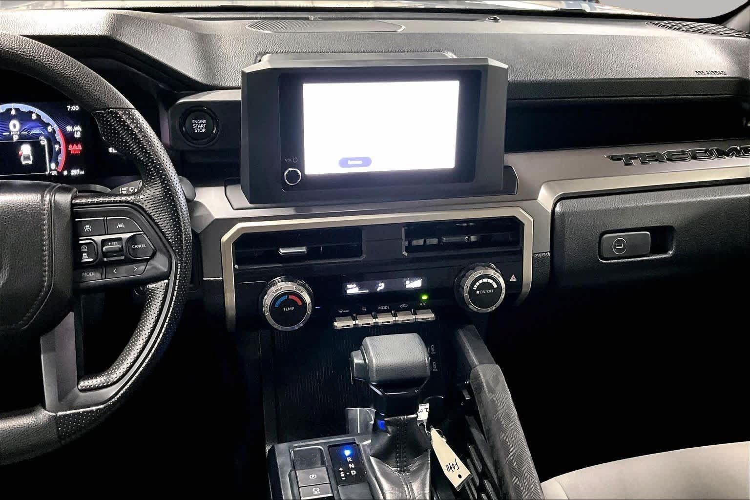 Certified 2025 Toyota Tacoma SR5 AWD/4WD image 7