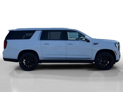 New 2026 GMC Yukon XL Denali w/ Sun & Power Step Package AWD/4WD image 6