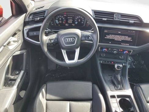 Used 2025 Audi Q3 2.0T Premium w/ Convenience Package image 12