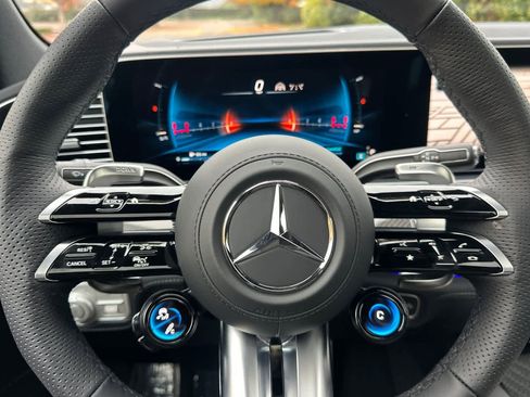 New 2026 Mercedes-Benz GLE 53 AMG 4MATIC image 23