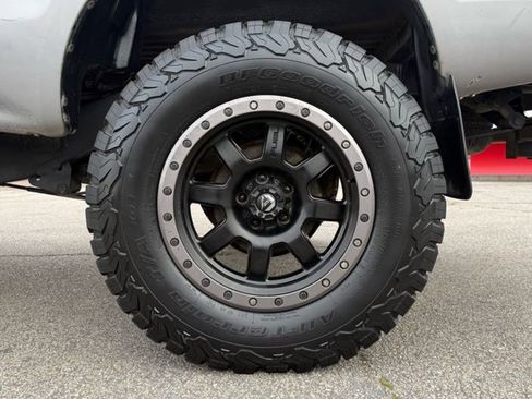 Used 1996 Toyota Tacoma image 9