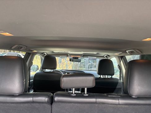 Used 2017 Toyota Highlander XLE image 11