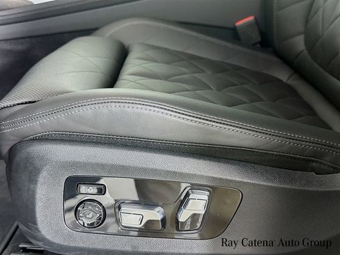 Used 2026 BMW X7 xDrive40i w/ Premium Package AWD/4WD image 20