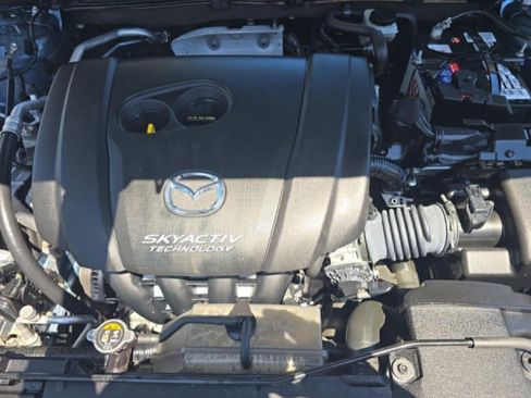 Used 2016 MAZDA MAZDA3 i Touring w/ Popular Equipment Package FWD image 12