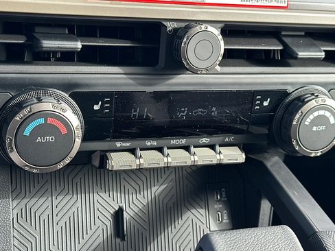 New 2025 Toyota Tacoma TRD Off-Road image 22