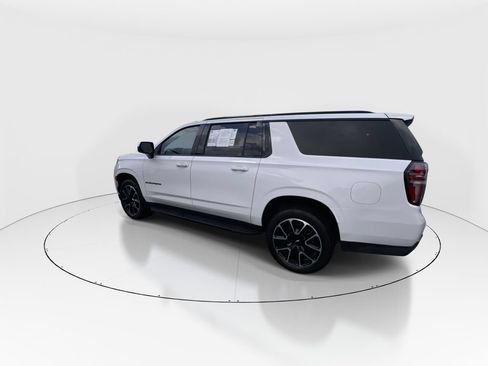 Used 2022 Chevrolet Suburban RST w/ Luxury Package AWD/4WD image 6