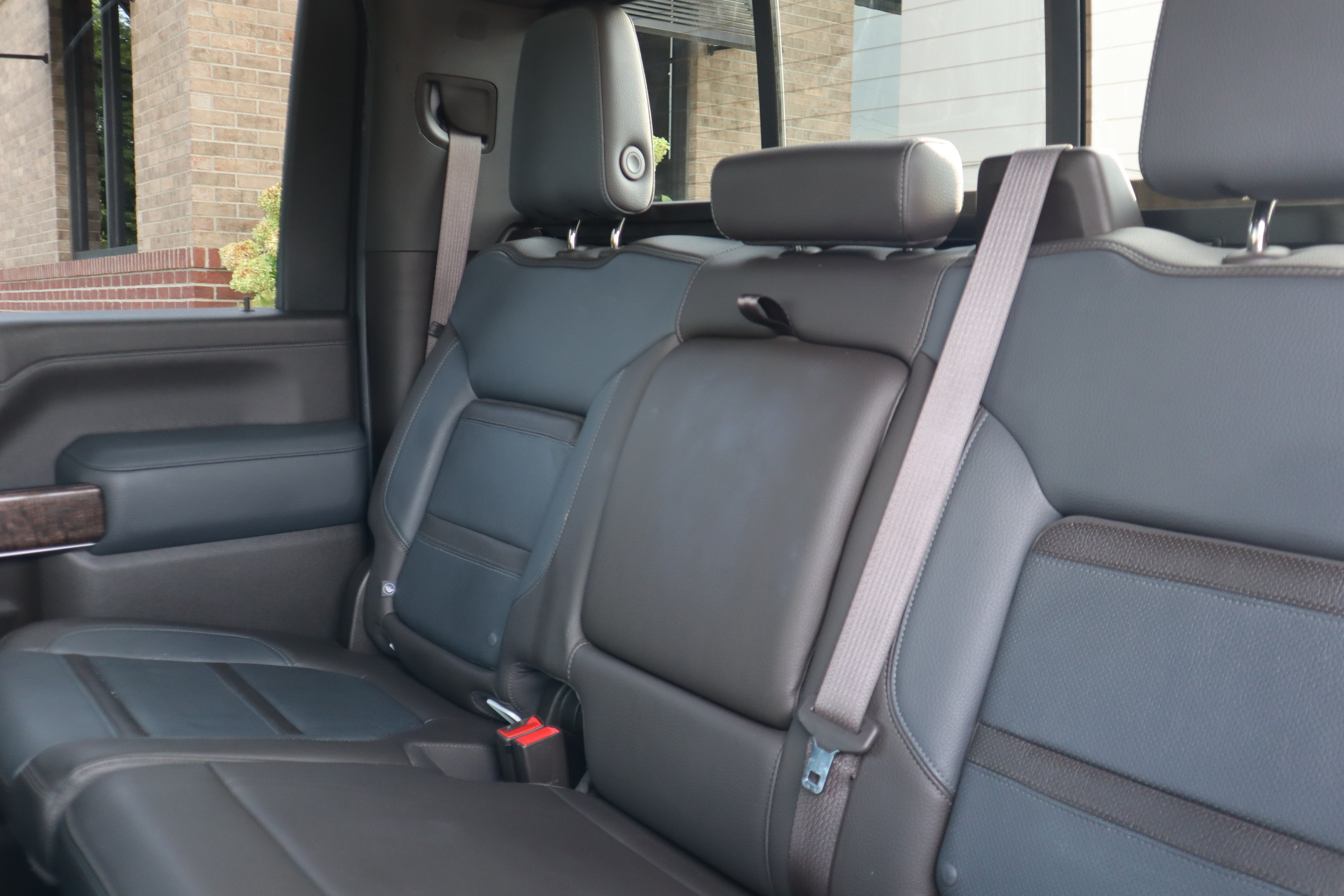 Used 2020 GMC Sierra 2500 Denali w/ Denali Ultimate Package AWD/4WD image 29