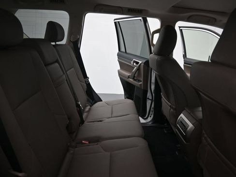 Used 2020 Lexus GX 460 Premium w/ Premium Package AWD/4WD image 14