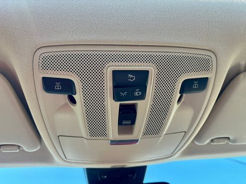 Used 2018 Mercedes-Benz GLA 250 4MATIC image 27