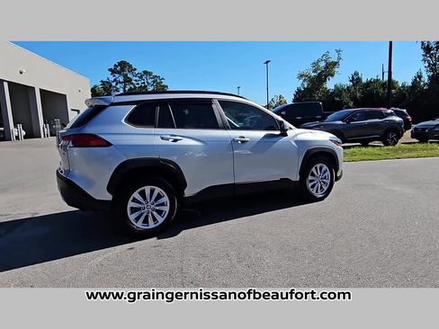 Used 2022 Toyota Corolla Cross LE image 33