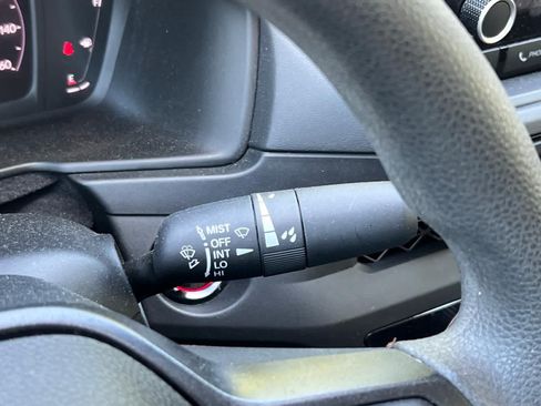 Used 2025 Honda Accord SE image 19
