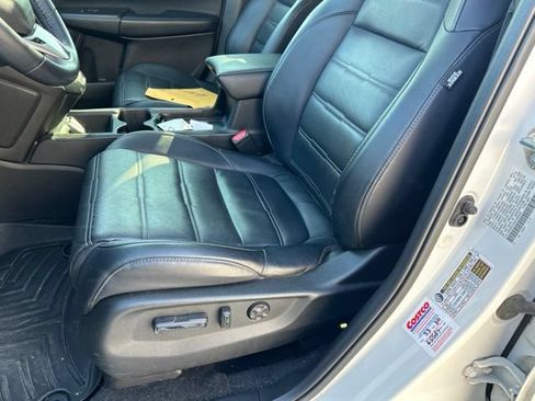 Used 2018 Honda CR-V Touring image 13