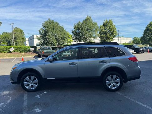 Used 2011 Subaru Outback 2.5i Premium w/ Protection Pkg 1A AWD/4WD image 7