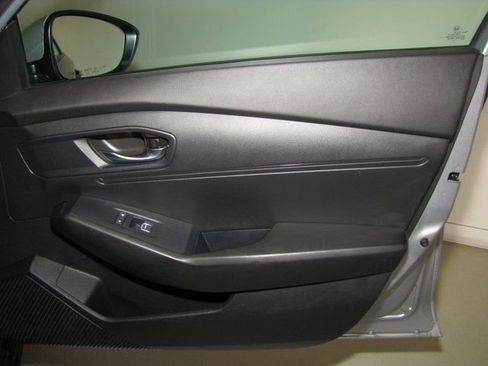 Certified 2023 Honda Accord LX image 19