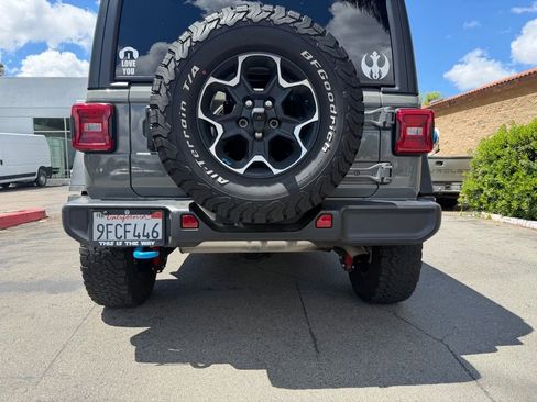 Used 2023 Jeep Wrangler Unlimited Rubicon 4xe AWD/4WD image 15