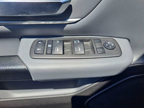 Used 2022 RAM 1500 Big Horn AWD/4WD image 20