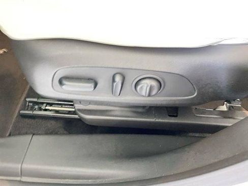Used 2023 Buick Encore GX Preferred w/ Cold Weather Comfort Package FWD image 29