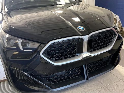 Used 2026 BMW X2 xDrive28i AWD/4WD image 32