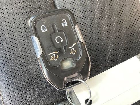 Certified 2019 GMC Yukon Denali w/ Open Road Package image 27