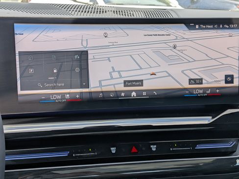 Used 2026 BMW 530i xDrive image 31