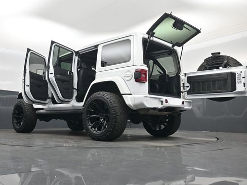 Used 2021 Jeep Wrangler Unlimited Sahara image 57