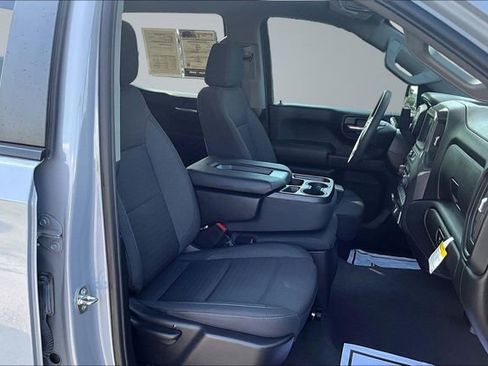 Used 2024 Chevrolet Silverado 1500 Custom w/ Turbomax Blackout Package RWD image 31