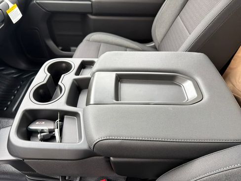 New 2026 GMC Sierra 3500 Pro w/ Convenience Package image 18