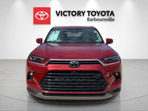 New 2026 Toyota Grand Highlander AWD image 8